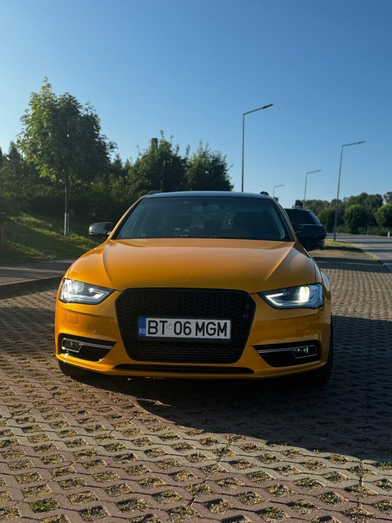 Mașina TaxiBT pentru preluare de la Gara și Autogara Botoșani